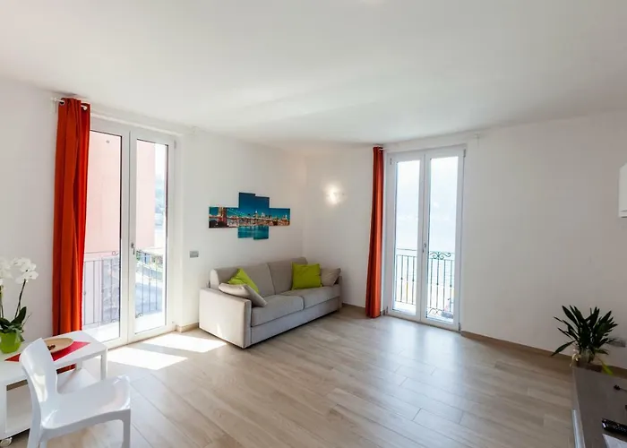 Appartamento Casa Fiore Lezzeno