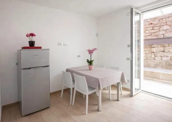 Casa Fiore Daire Lezzeno