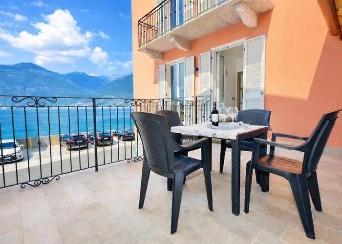 Casa Fiore Daire *